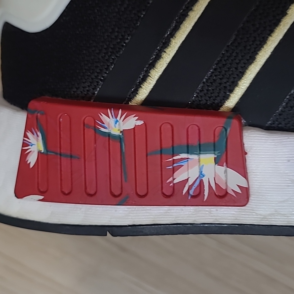 Adidas Thebe Magugu NMD R1 Size 7.5 - Picture 6 of 12